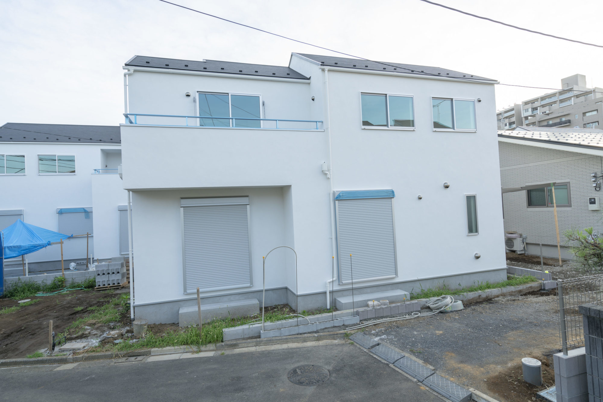 中和泉丁目新築戸建て6,380万円！価格変更しました！